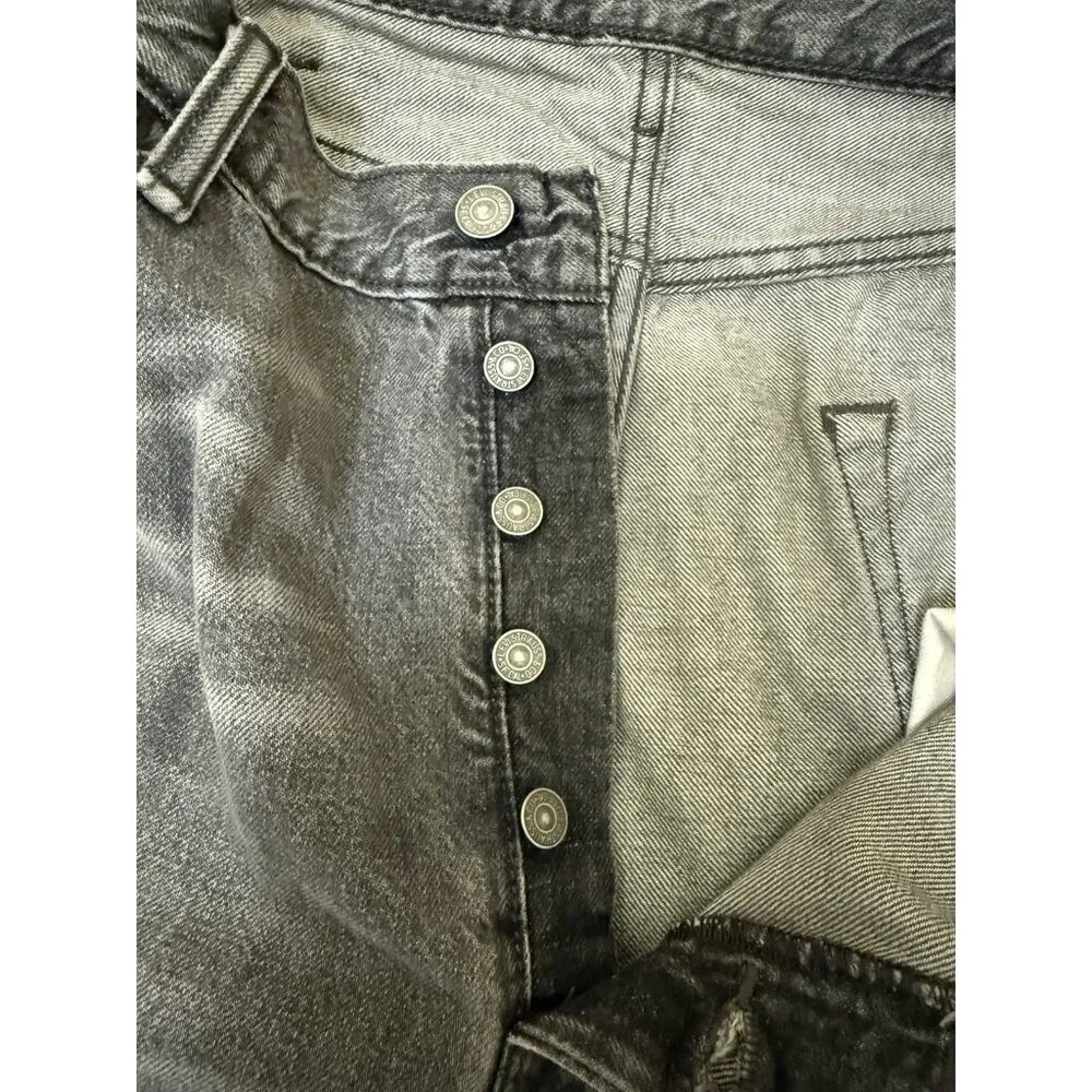 Vintage Levi's 501 Jeans Mens 38x32 Black‎ Denim Jeans Button Fly Straight Leg